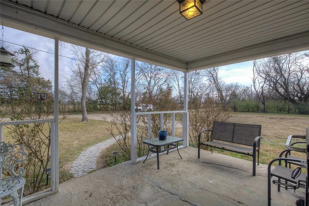 50 County Road 3557 Sulphur Bluff, TX 75481