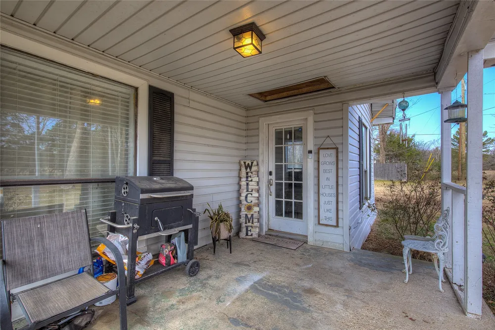 50 County Road 3557 Sulphur Bluff, TX 75481
