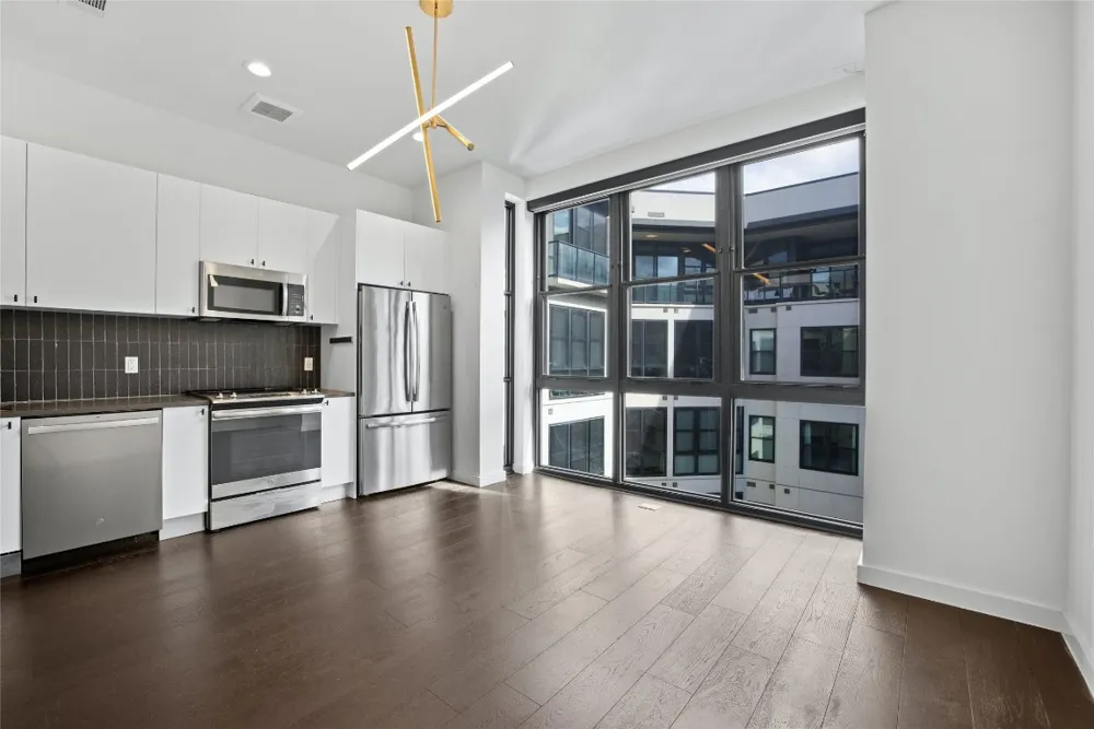 800 Embassy Drive #523