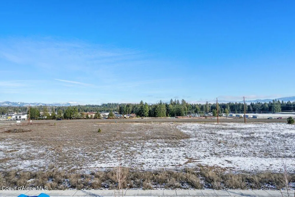 480 W FRYEBURG AVENUE Hayden, ID 83835
