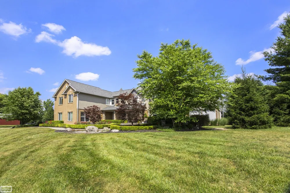 62650 Mound Road Washington Township, MI 48094