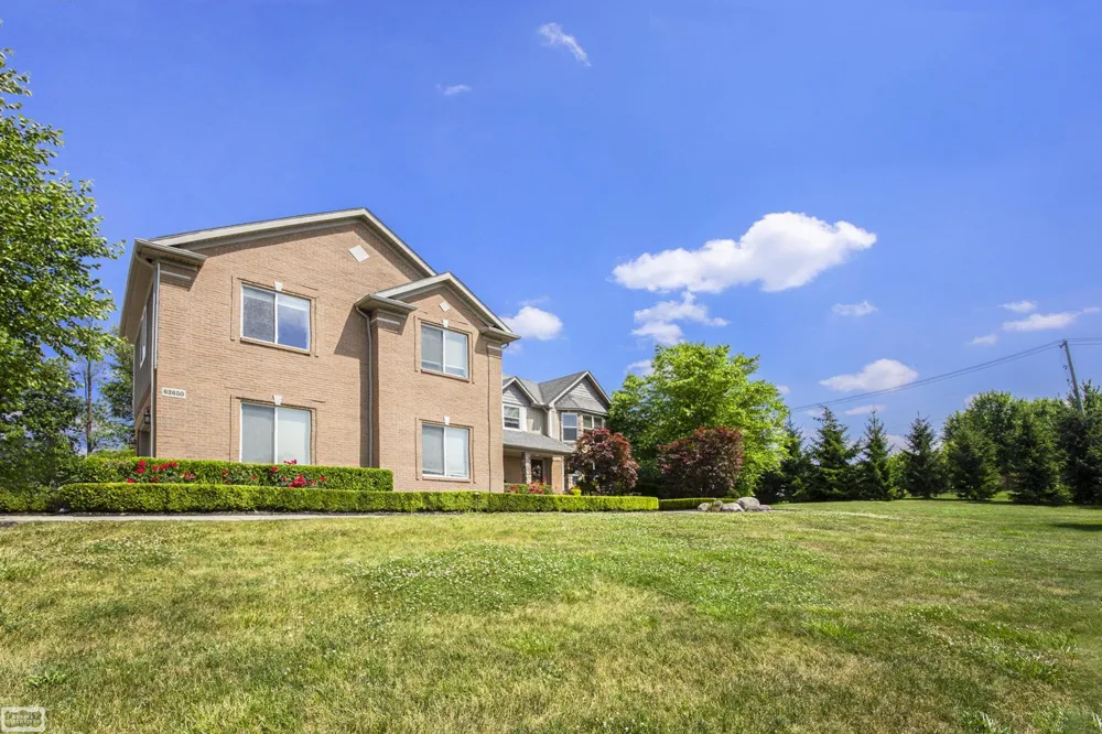 62650 Mound Road Washington Township, MI 48094