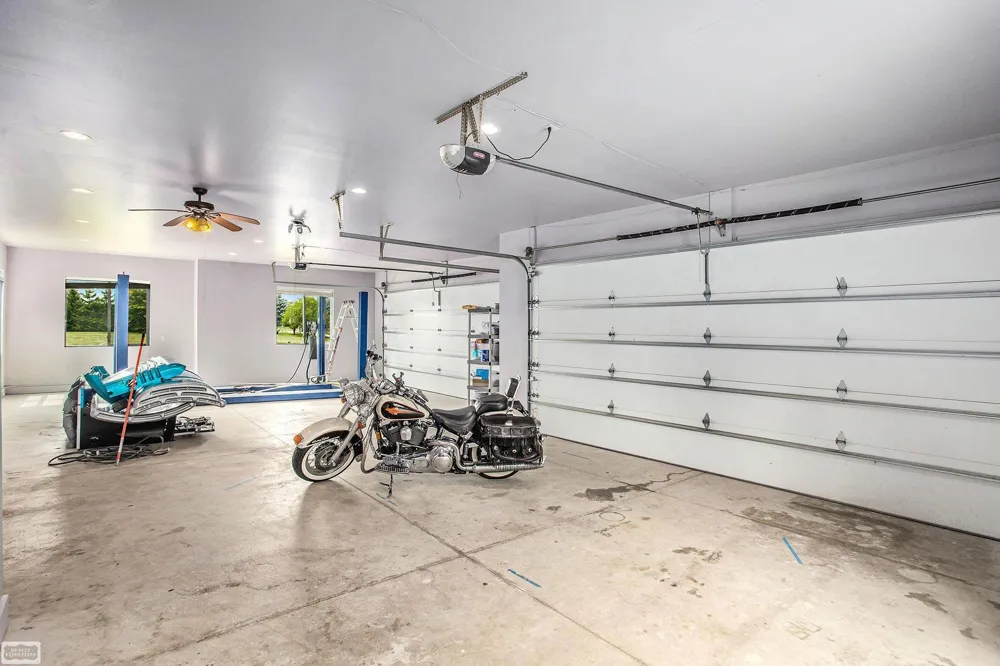 62650 Mound Road Washington Township, MI 48094