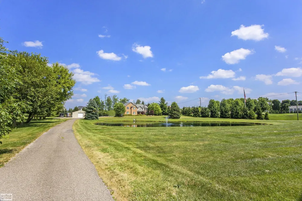 62650 Mound Road Washington Township, MI 48094