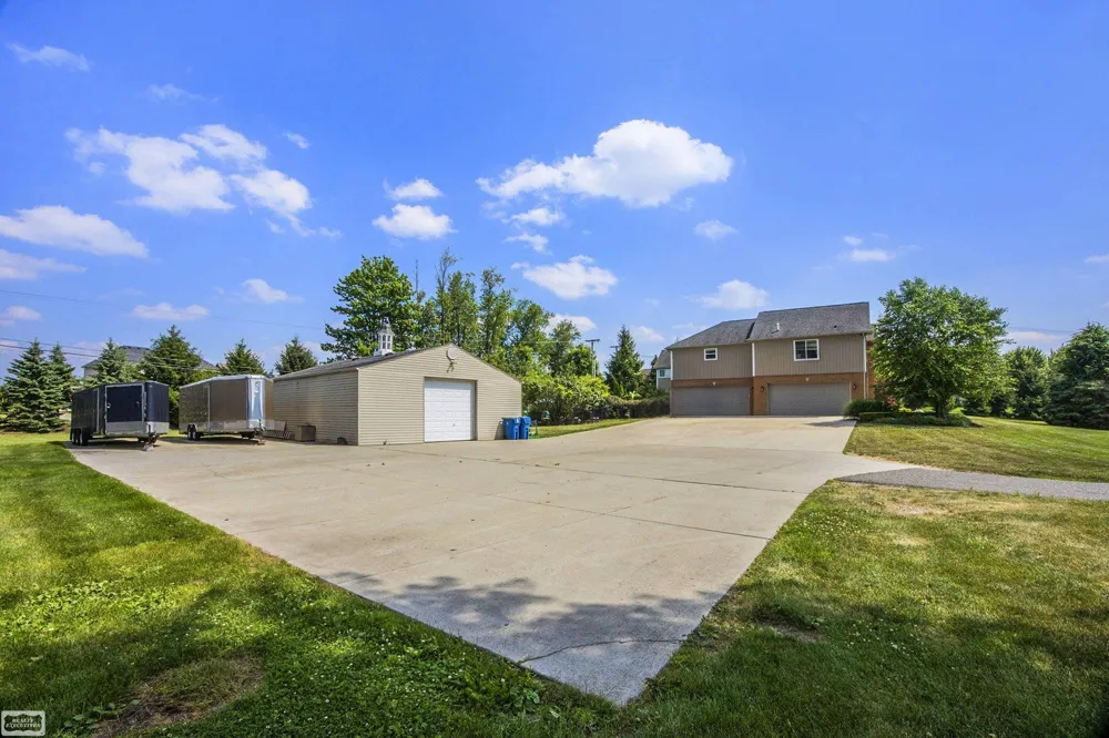 62650 Mound Road Washington Township, MI 48094