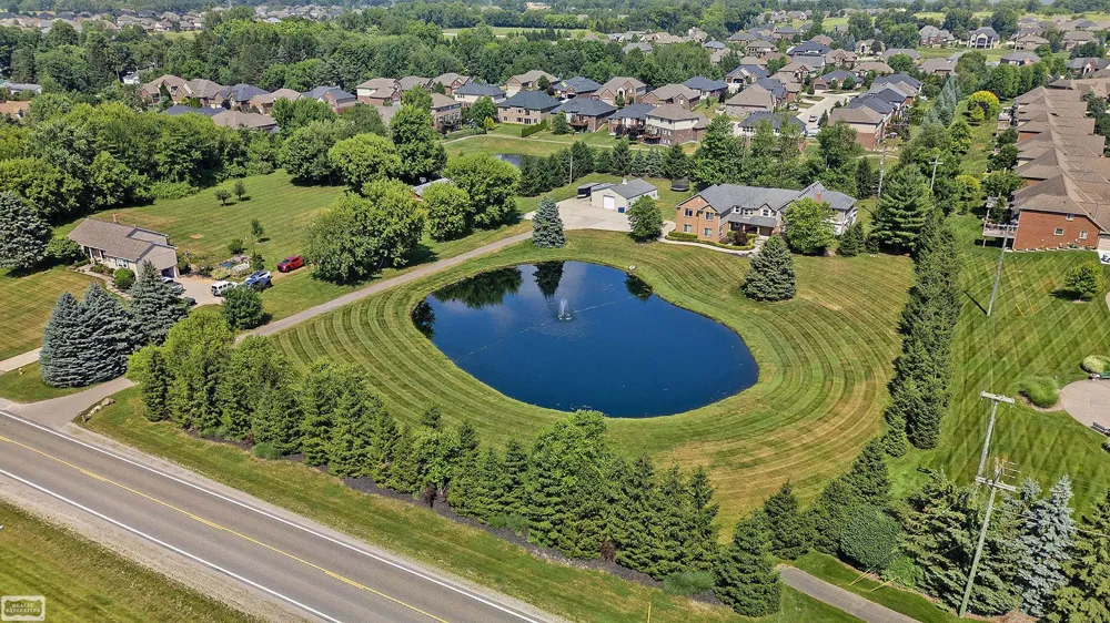 62650 Mound Road Washington Township, MI 48094