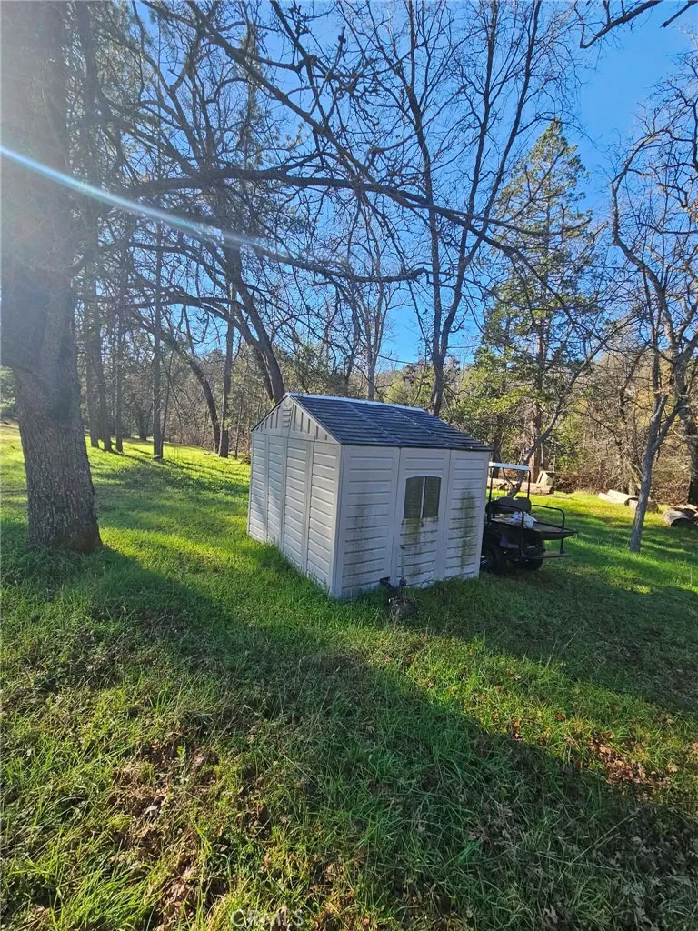 59366 Road 225 North Fork, CA 93643
