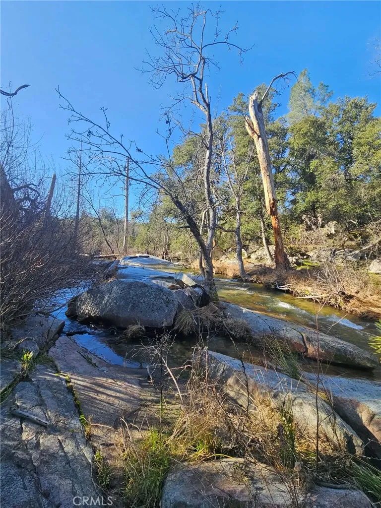 59366 Road 225 North Fork, CA 93643