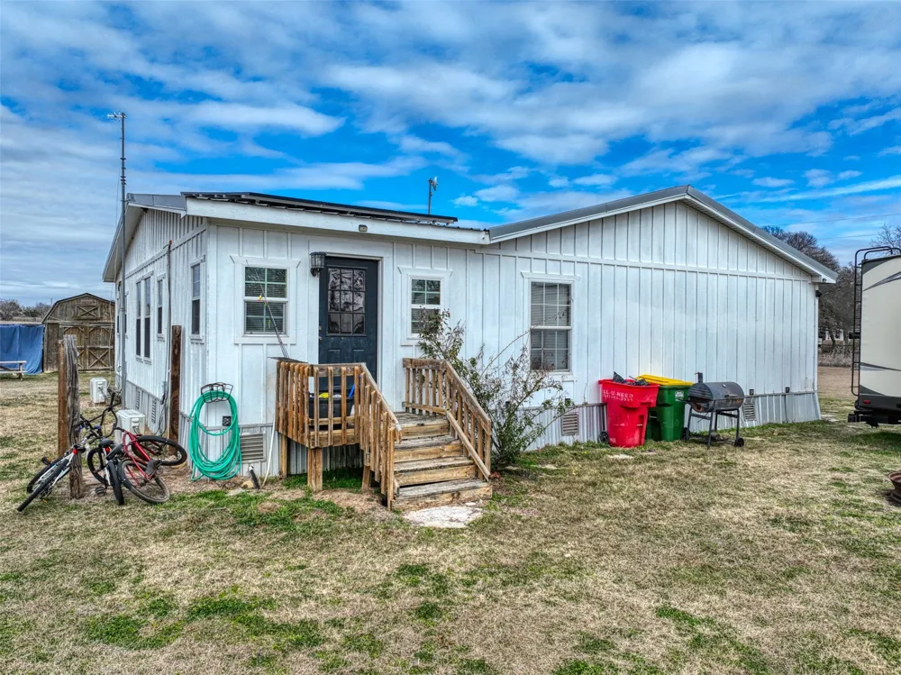 408 HCR 1414 Blum, TX 76627