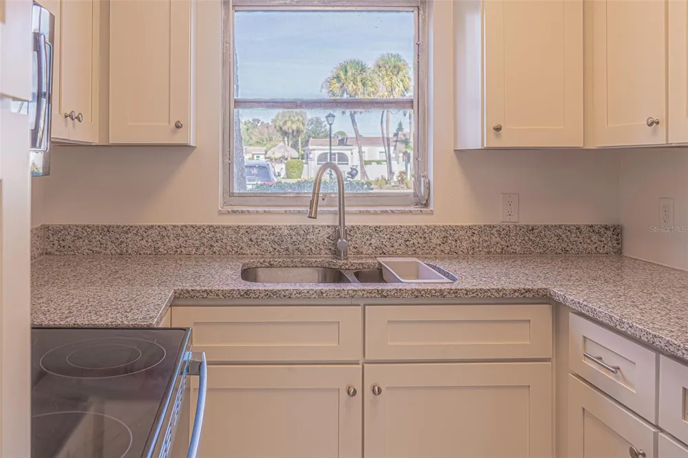 363 S MCMULLEN BOOTH ROAD #107 Clearwater, FL 33759