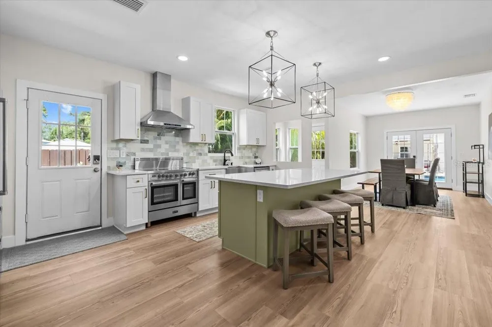 219 MISSOURI AVENUE Clearwater, FL 33755