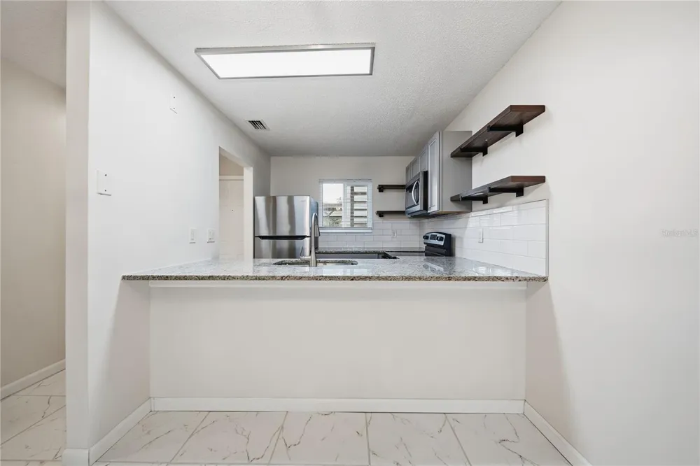 39132 COUNTY ROAD 54 #2076 Zephyrhills, FL 33542