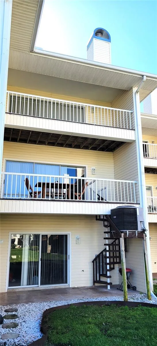 9215 CAPTIVA CIRCLE St Pete Beach, FL 33706