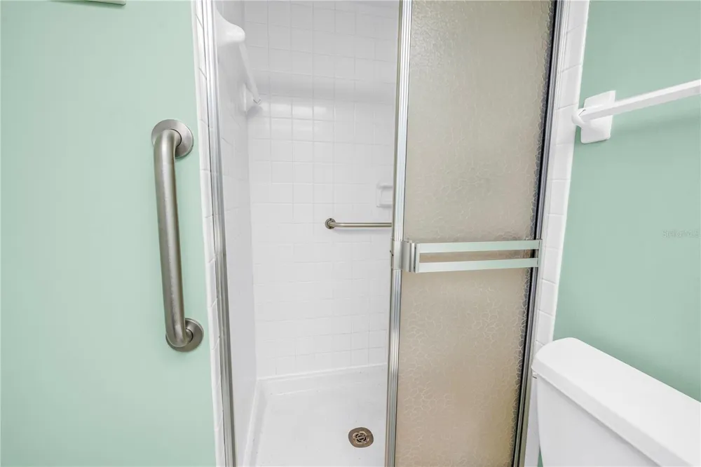 5095 BAY STREET NE #317 St Petersburg, FL 33703