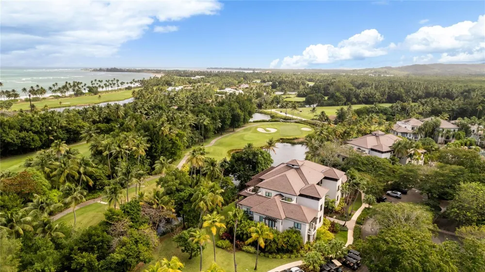 7000 BAHIA BEACH BLV #8268 Rio Grande, PR 00745