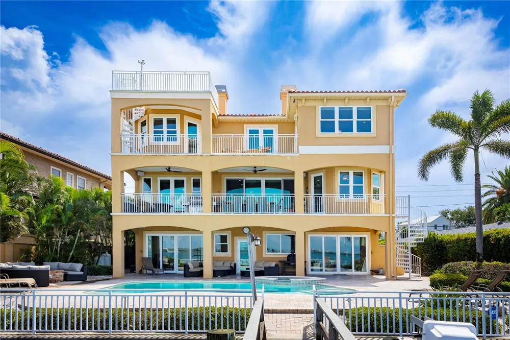 306 HARBOR DRIVE Indian Rocks Beach, FL 33785