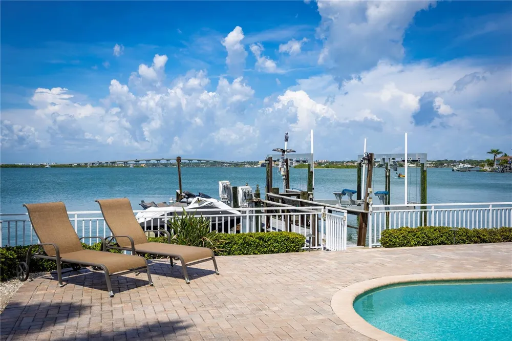 306 HARBOR DRIVE Indian Rocks Beach, FL 33785