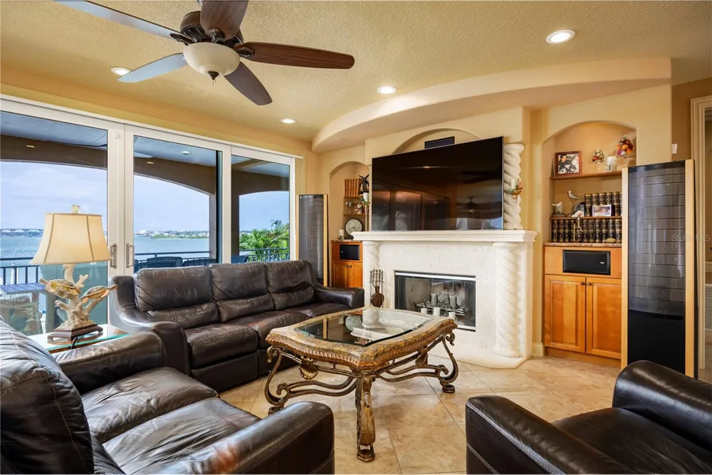 306 HARBOR DRIVE Indian Rocks Beach, FL 33785