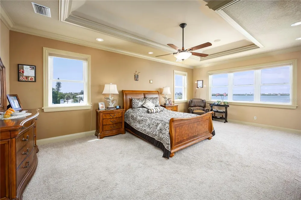 306 HARBOR DRIVE Indian Rocks Beach, FL 33785