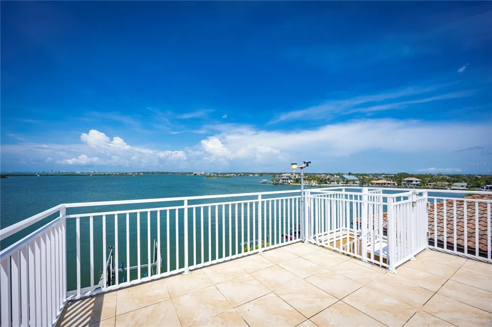 306 HARBOR DRIVE Indian Rocks Beach, FL 33785