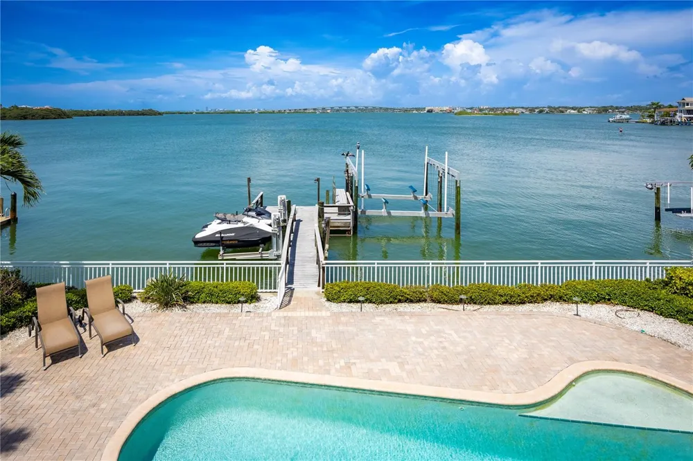 306 HARBOR DRIVE Indian Rocks Beach, FL 33785