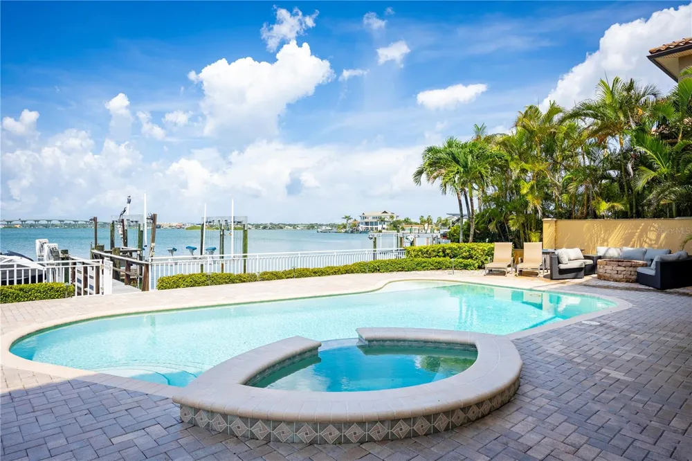 306 HARBOR DRIVE Indian Rocks Beach, FL 33785