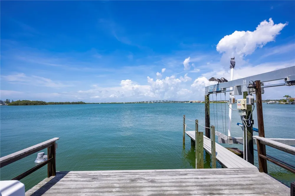 306 HARBOR DRIVE Indian Rocks Beach, FL 33785