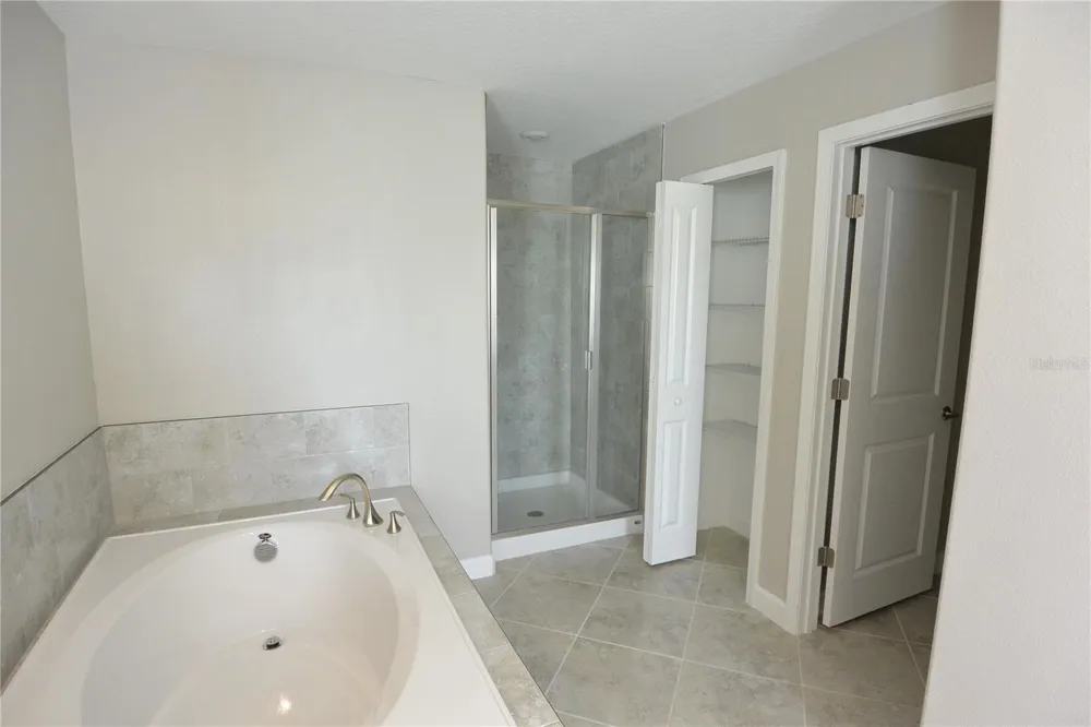 2277 CERULEAN SKY DRIVE Lutz, FL 33558