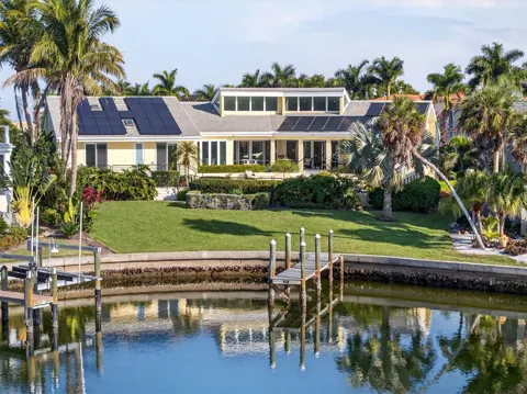 1571 HARBOR CAY LANE