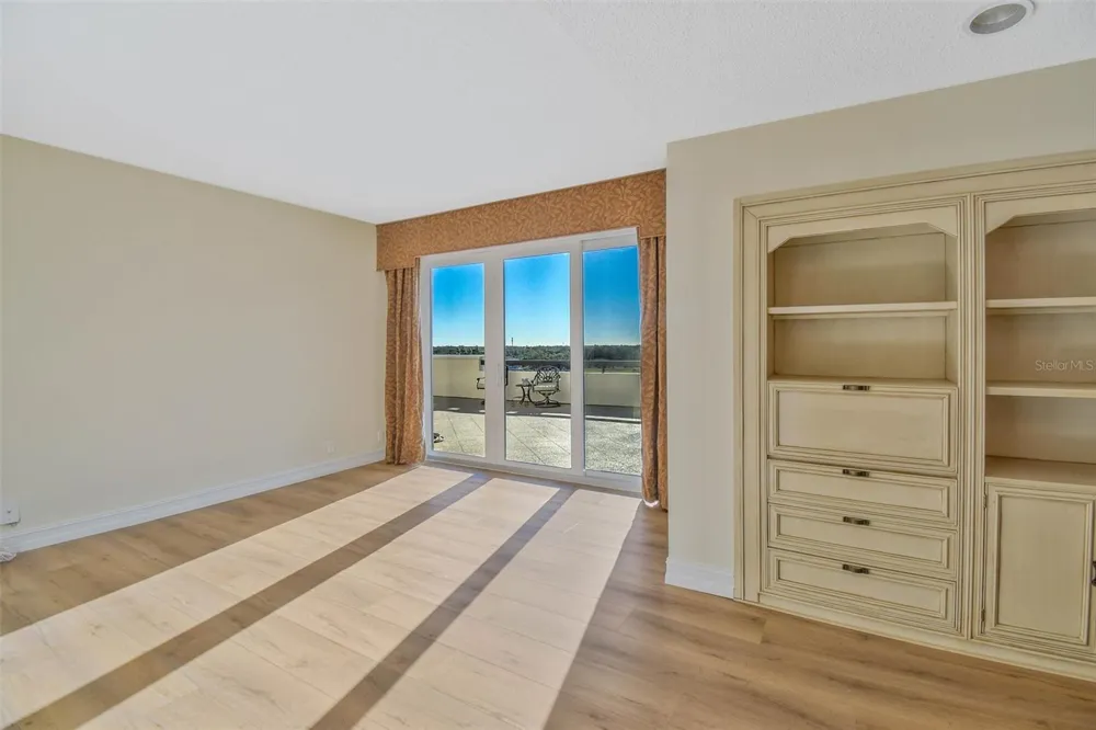 6 BELLEVIEW BOULEVARD #801 Belleair, FL 33756