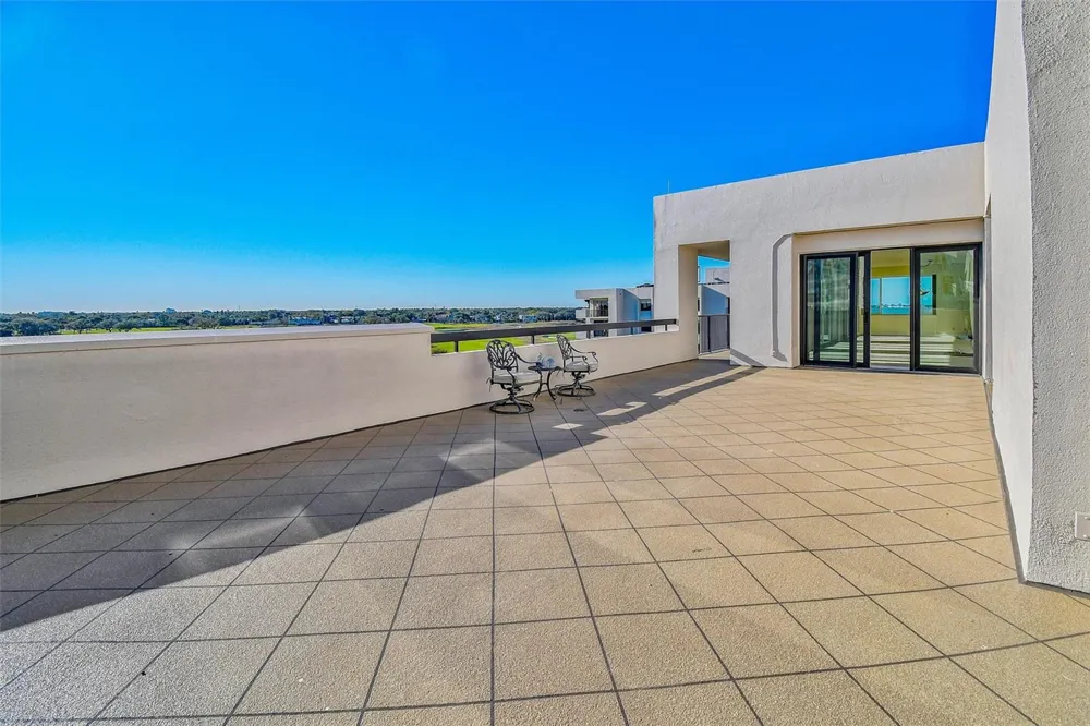 6 BELLEVIEW BOULEVARD #801 Belleair, FL 33756