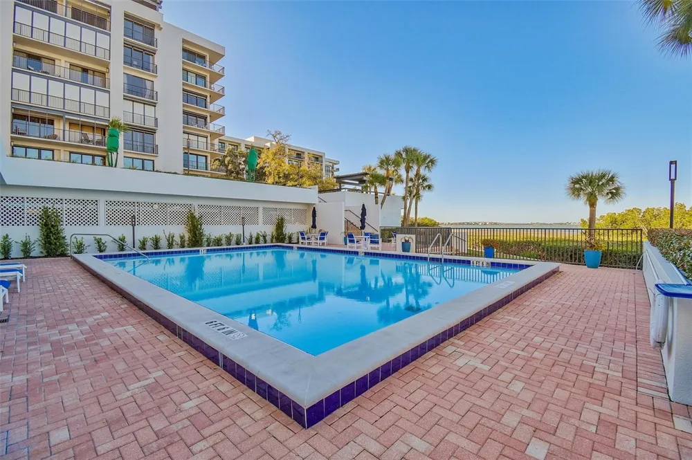 6 BELLEVIEW BOULEVARD #801 Belleair, FL 33756
