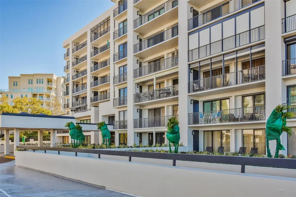 6 BELLEVIEW BOULEVARD #801 Belleair, FL 33756