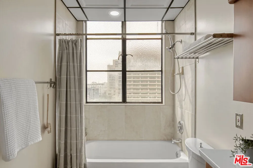 108 W 2nd Street #708 Los Angeles, CA 90012