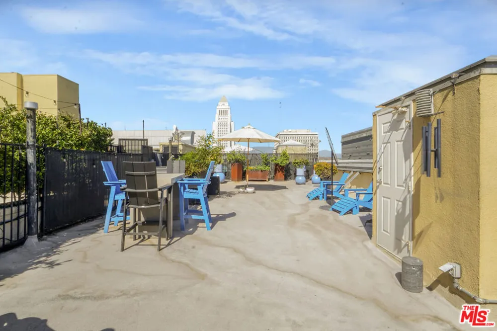 108 W 2nd Street #708 Los Angeles, CA 90012