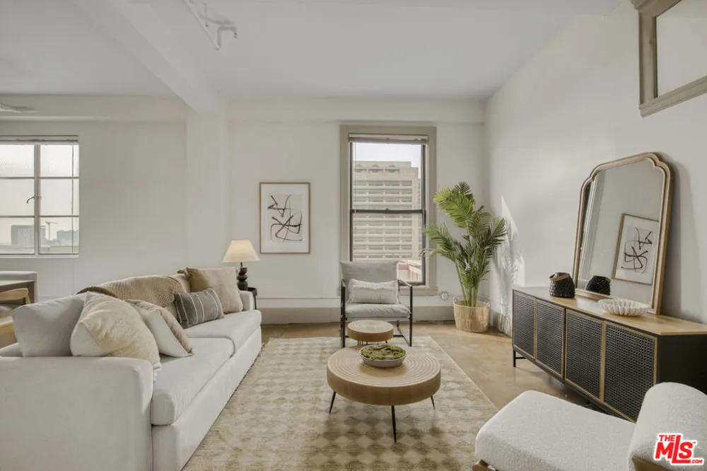 108 W 2nd Street #708 Los Angeles, CA 90012