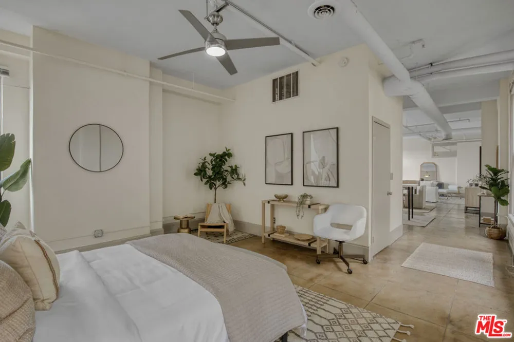 108 W 2nd Street #708 Los Angeles, CA 90012