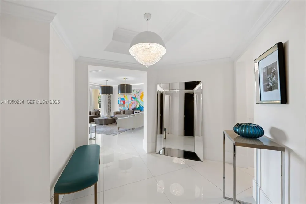 7124 Fisher Island Dr #7124 Miami Beach, FL 33109