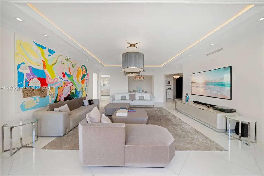 7124 Fisher Island Dr #7124 Miami Beach, FL 33109
