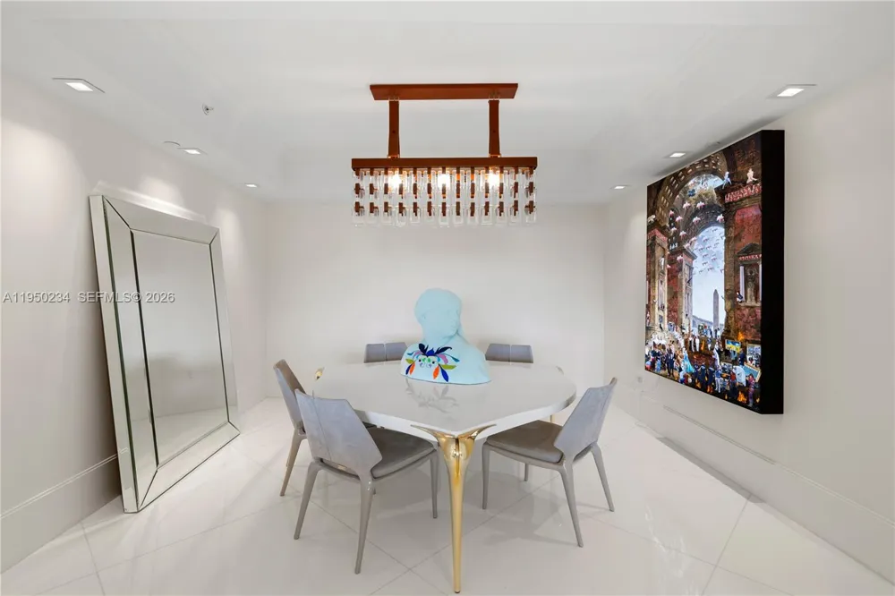 7124 Fisher Island Dr #7124 Miami Beach, FL 33109