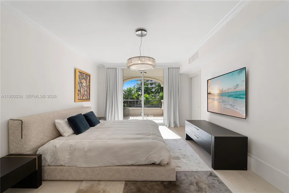 7124 Fisher Island Dr #7124 Miami Beach, FL 33109