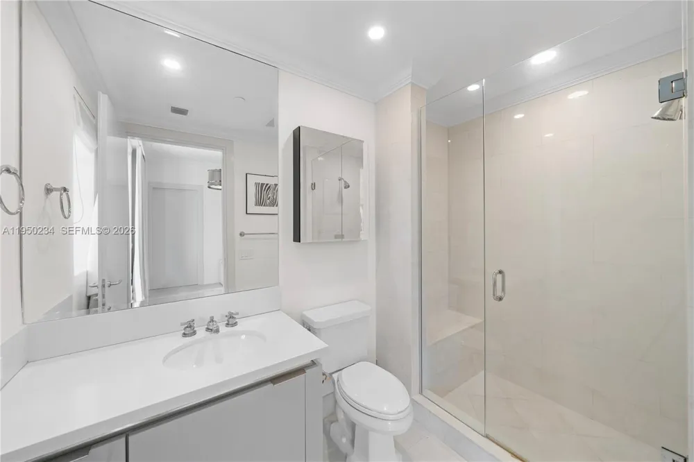 7124 Fisher Island Dr #7124 Miami Beach, FL 33109
