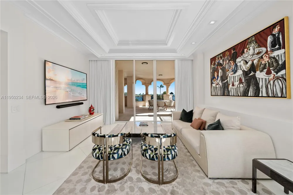 7124 Fisher Island Dr #7124 Miami Beach, FL 33109