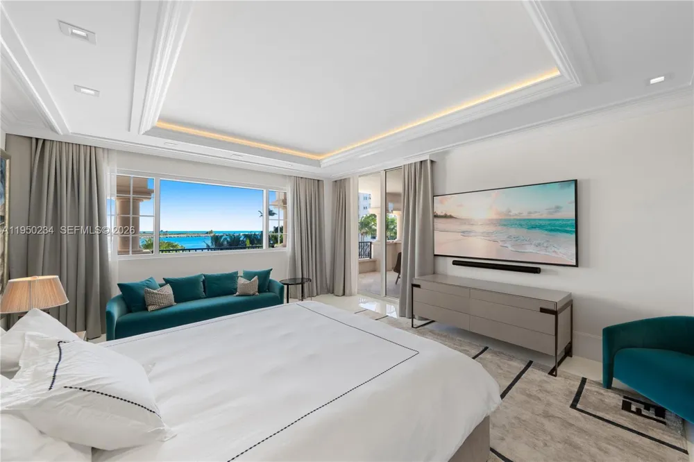 7124 Fisher Island Dr #7124 Miami Beach, FL 33109
