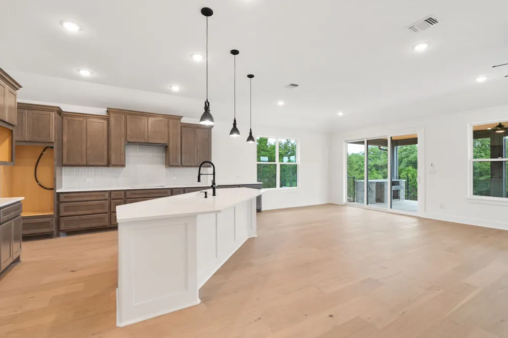 103 Westcreek Drive Bertram, TX 78605