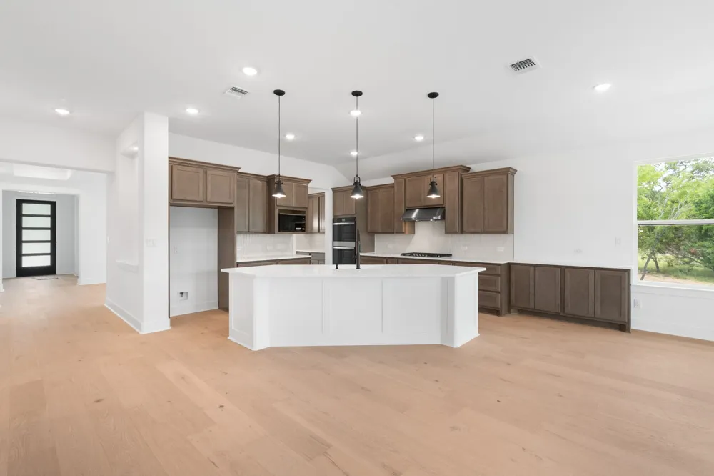 103 Westcreek Drive Bertram, TX 78605