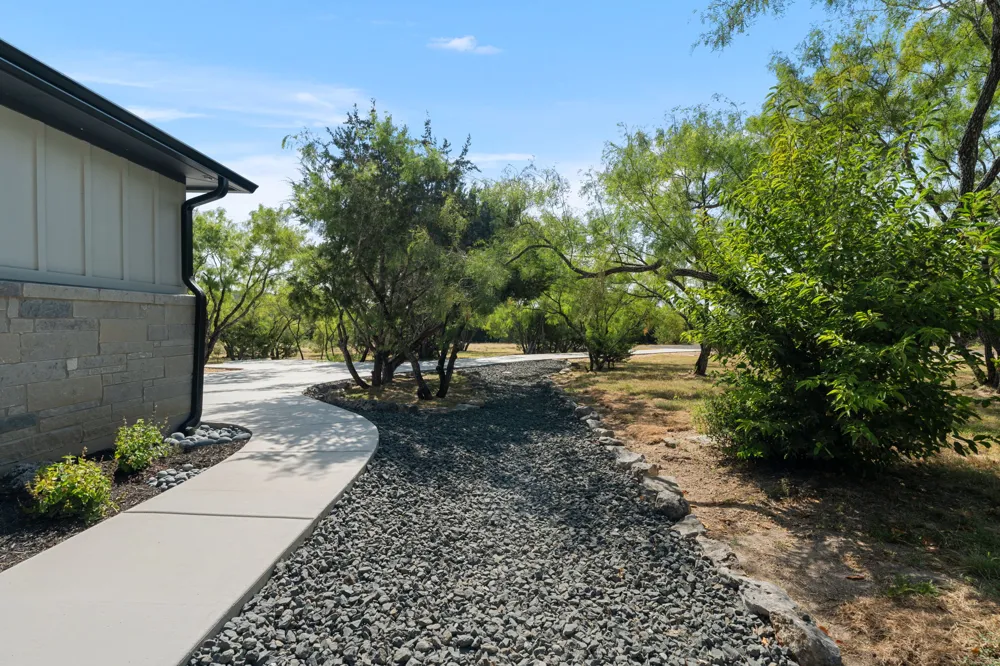 103 Westcreek Drive Bertram, TX 78605