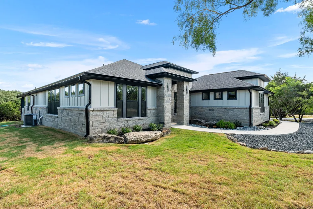 103 Westcreek Drive Bertram, TX 78605
