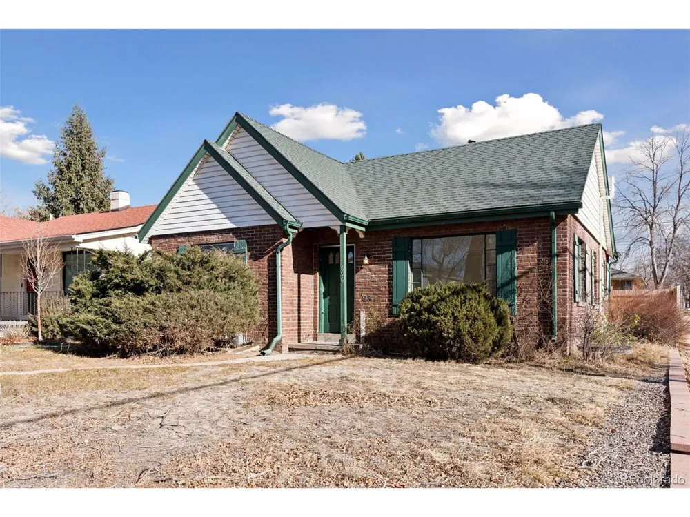 1696 S Downing Street