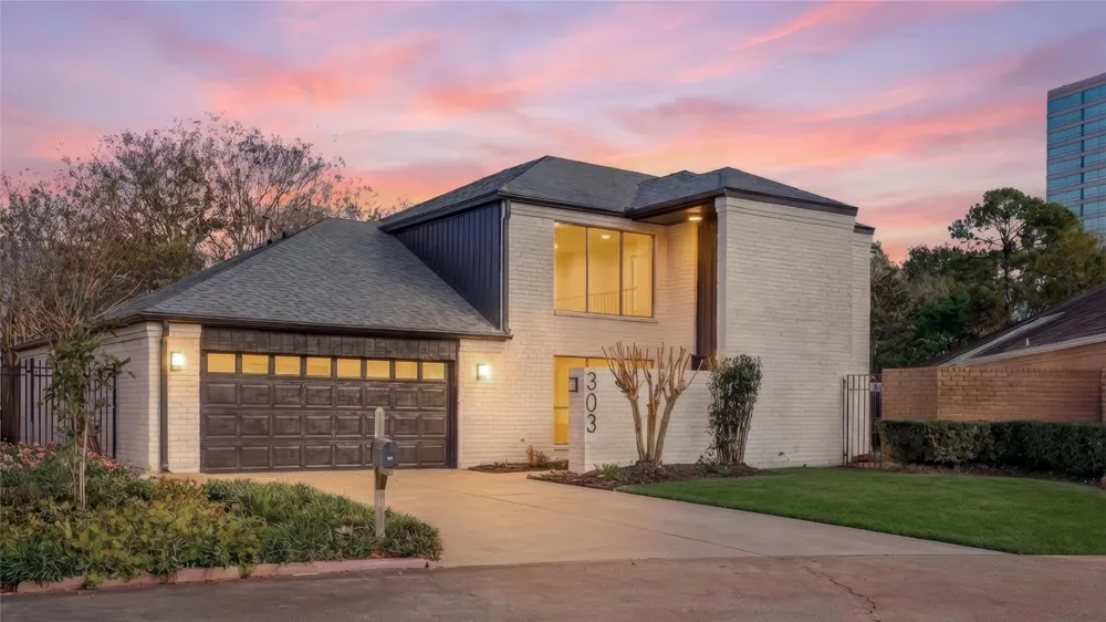 303 E Fair Harbor Lane